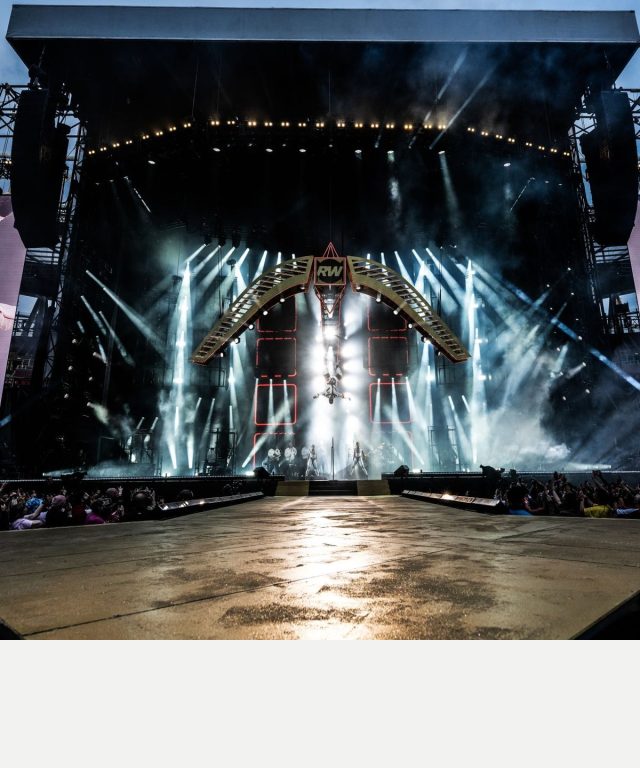 LED screen rental london - INFiLED