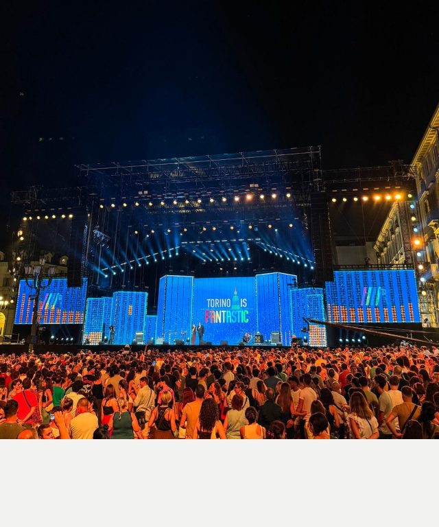 LED screen rental nottingham - INFiLED